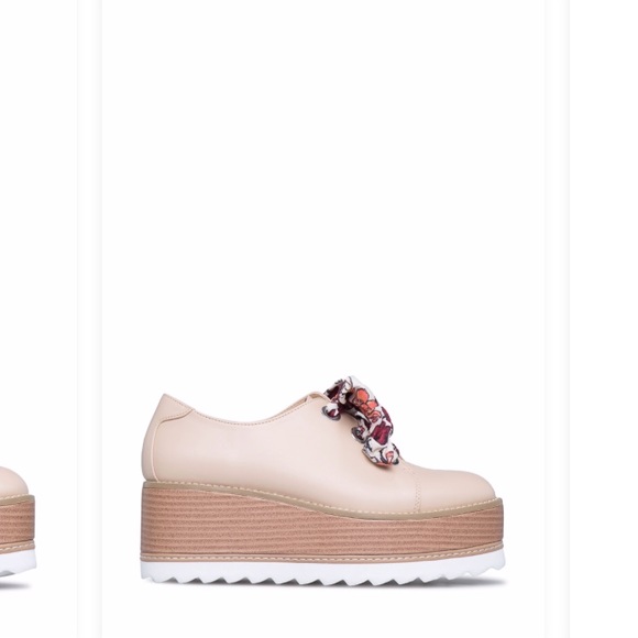 Platform flats - Picture 2 of 4